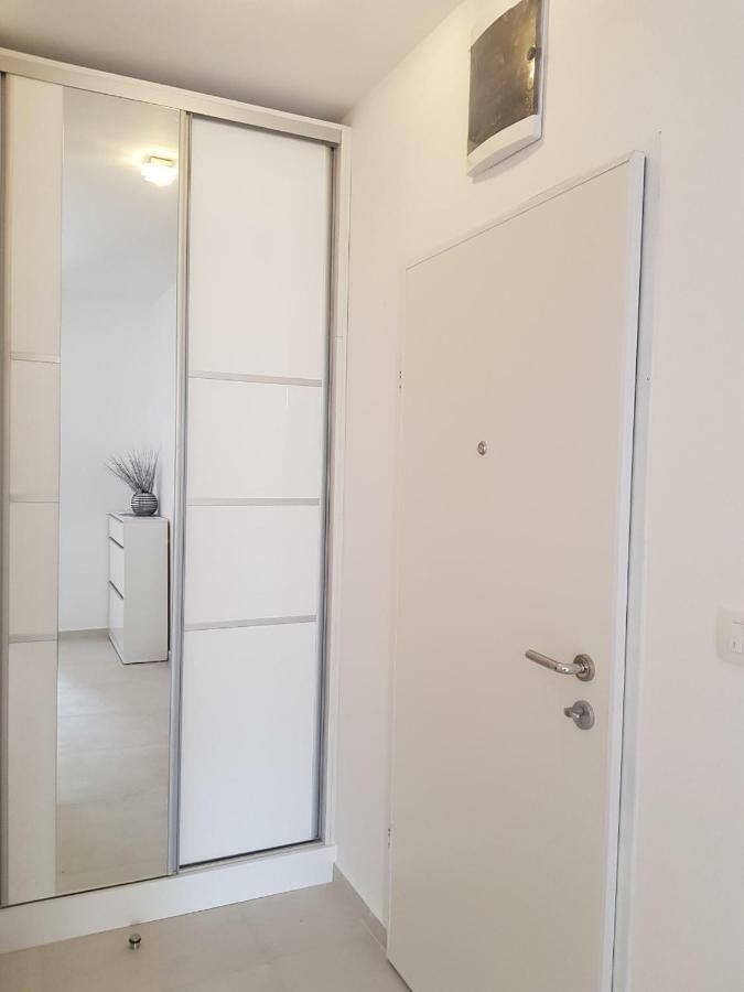 Lux Apartment Teodora Rafailovici Exterior foto