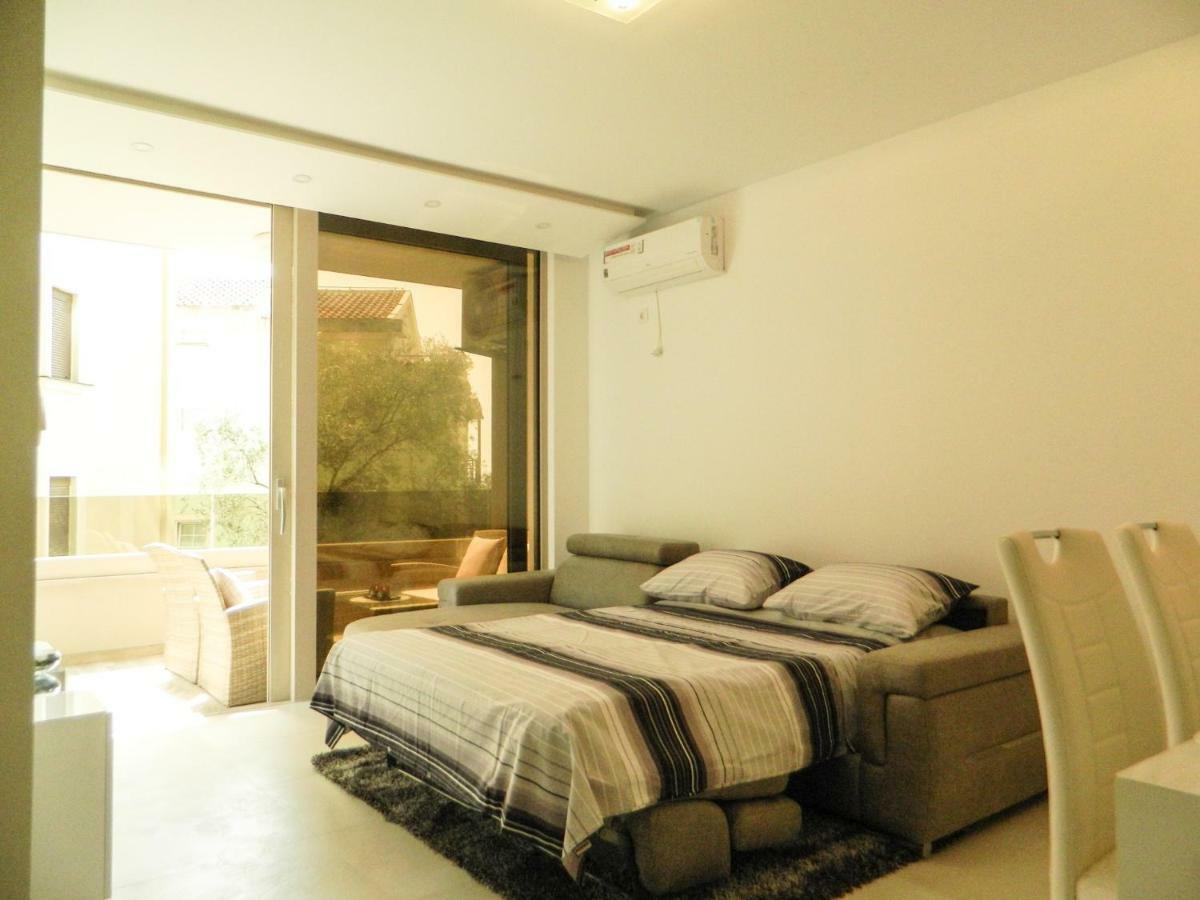 Lux Apartment Teodora Rafailovici Exterior foto